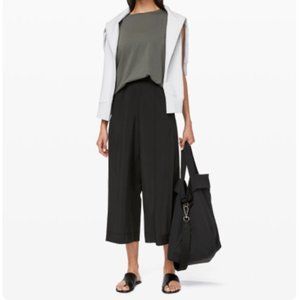 lululemon Wanderer Culotte (NWT!)